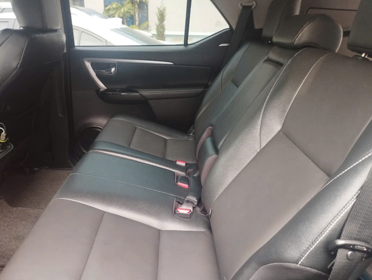 Nội thất xe 7 chỗ - Ghế trước